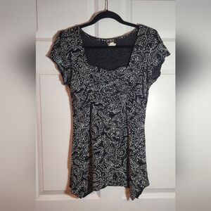 MSK Black and White Paisley Short Sleeve Top Stretchy Textured Sparkle M